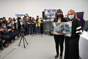Alicia acompañó la presentación de las unidades de transporte público en Río Gallegos