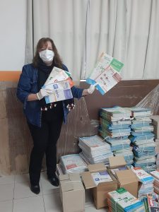 Educación inició la distribución de los cuadernillos didácticos impresos