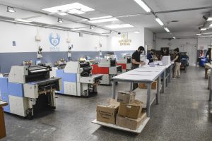 Alicia recorrió las instalaciones de la Imprenta y el Boletín Oficial