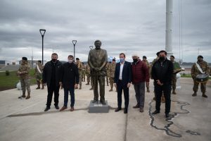 Autoridades Provinciales participaron de la inauguración del Paseo de los Presidentes de la Democracia en Río Gallegos