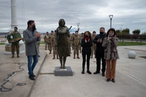 Autoridades Provinciales participaron de la inauguración del Paseo de los Presidentes de la Democracia en Río Gallegos