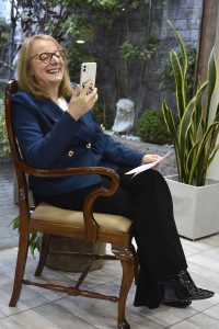 Alicia se reunió con productoras de alfalfa de Gobernador Gregores