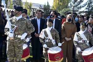 Alicia encabezó el acto aniversario por los 100 años de Gobernador Gregores