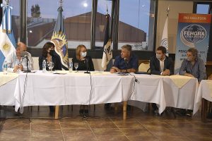 Alicia participó de la reunión de dirigentes hoteleros gastronómicos de las Filiales patagónicas