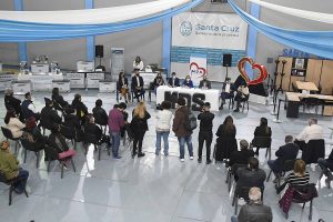 Alicia encabezó el acto de entrega de equipamiento a emprendedores y centros comunitarios de la provincia