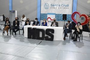 Alicia encabezó el acto de entrega de equipamiento a emprendedores y centros comunitarios de la provincia