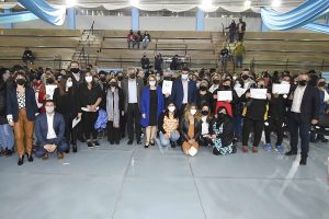 Alicia encabezó el acto de entrega de equipamiento a emprendedores y centros comunitarios de la provincia