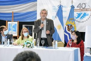 La Gobernadora encabezó el acto reconocimiento a Veteranos de Guerra de Malvinas