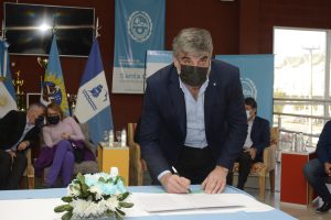 Alicia encabezó la firma de convenios destinados a la niñez junto a municipios