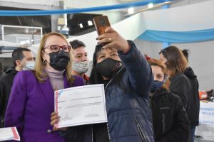 Alicia encabezó el acto de entrega de fortalecimientos a emprendedorxs de la Economía Social