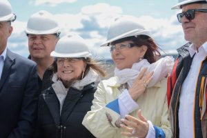 Cristina y Alicia visitaron las obras de la represa Néstor Kirchner
