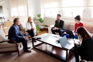 Alicia avanza con las gestiones para realizar nuevas obras en Santa Cruz