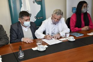 El Gobierno firmó un convenio para las prácticas profesionalizantes de los estudiantes