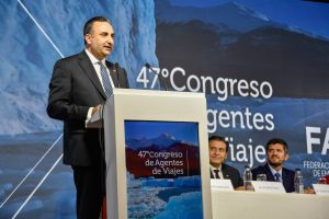 Alicia inauguró el 47º Congreso de Agentes de Viajes en El Calafate