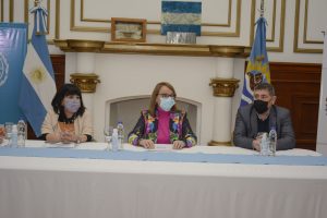 El Gobierno firmó convenios de colaboración mutua con instituciones deportivas, sociales y culturales