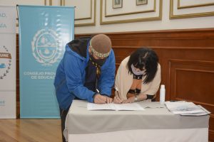 El Gobierno firmó convenios de colaboración mutua con instituciones deportivas, sociales y culturales