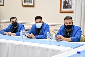 Alicia brindó su apoyo a artistas que representarán a Santa Cruz