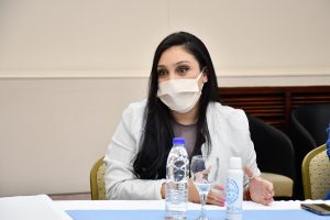 Alicia brindó su apoyo a artistas que representarán a Santa Cruz