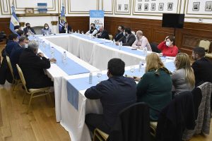 Alicia se reunió con intendentxs y comisionadxs del Frente de Todos
