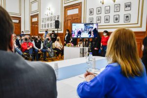 Alicia: “Más allá del título, la capacitación abre puertas y forma para crecer y crear”
